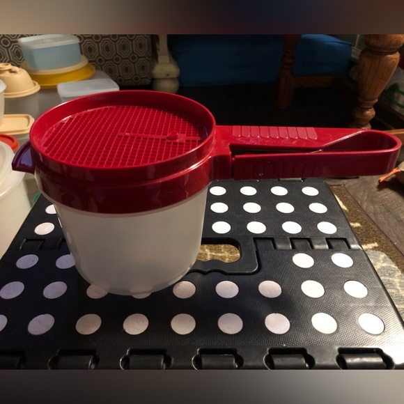Tupperware Kitchen New Vintage Tupperware Red Sifter With Attached